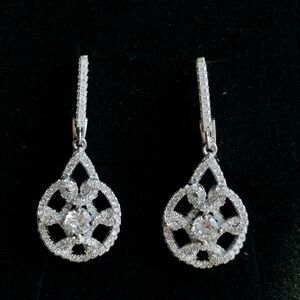 Sterling silver cz " love knot" dangle earrings lever back 🆕